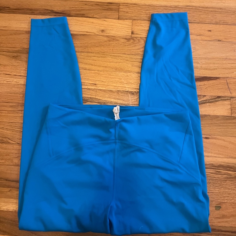 Lululemon size 14 poolside blue leggings